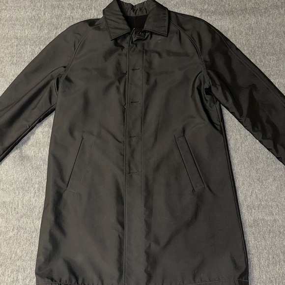 Versace Men’s reversible trench/rain coat - Picture 2 of 12